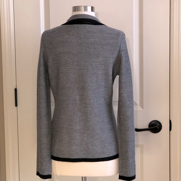 Banana Republic Knit Blazer - Picture 3 of 5